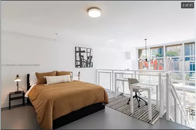 253 NE 2nd St #617, Miami, FL 33132 - Photo 4