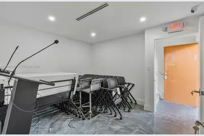 2075 W 76th St #1, Hialeah, FL 33016 - Photo 34