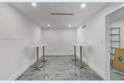 2075 W 76th St #1, Hialeah, FL 33016 - Photo 40