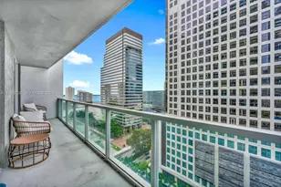 500 Brickell Ave, Miami, FL 33131 - Photo 20