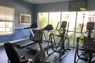 131 SW 117th Ave, Pembroke Pines, FL 33025 - Photo 24