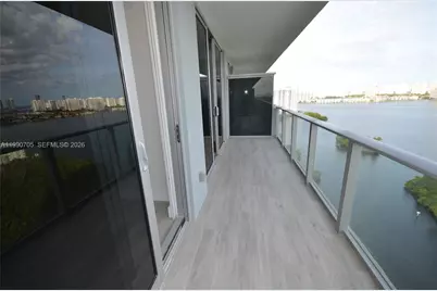 16385 Biscayne Blvd #518, North Miami Beach, FL 33160 - Photo 20