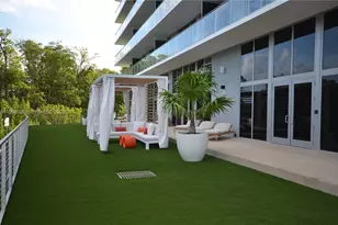 16385 Biscayne Blvd, North Miami Beach, FL 33160 - Photo 16