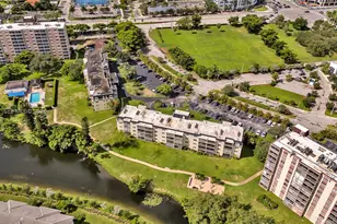 3535 Brokenwoods Dr, Coral Springs, FL 33065 - Photo 4