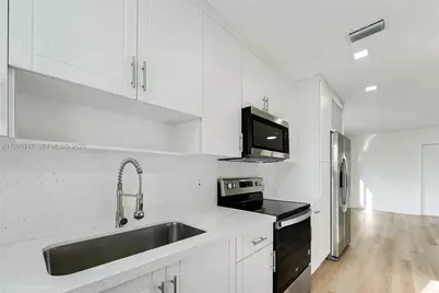 2820 NW 95th St #2, Miami, FL 33147 - Photo 2