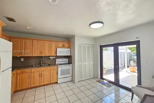 5428 SW 131st Ct, Miami, FL 33175 - Photo 10