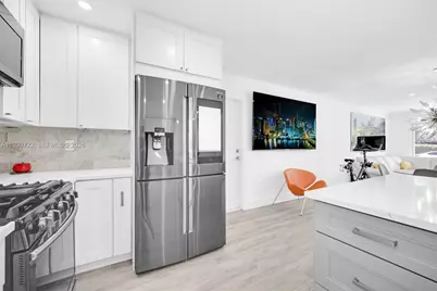 [Address not provided], Plantation, FL 33313 - Photo 8