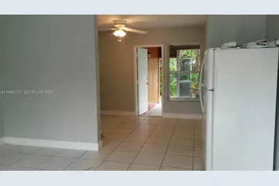 2210 NE 170th St #2220, North Miami Beach, FL 33160 - Photo 6