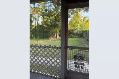 2210 NE 170th St #2220, North Miami Beach, FL 33160 - Photo 16
