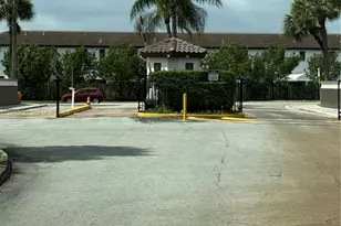 860 NE 207th Terrace, Miami, FL 33179 - Photo 2