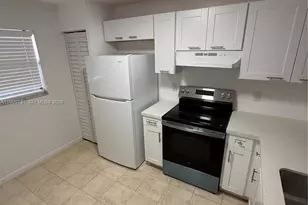 860 NE 207th Terrace, Miami, FL 33179 - Photo 8