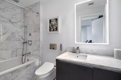 1451 Brickell Ave #2704, Miami, FL 33131 - Photo 14