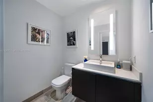 1451 Brickell Ave, Miami, FL 33131 - Photo 20