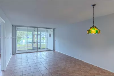 9325 Lagoon Pl #105, Davie, FL 33324 - Photo 12