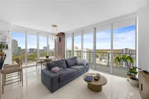 79 SW 12th St, Miami, FL 33130 - Photo 12