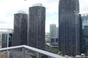 1010 Brickell Ave, Miami, FL 33131 - Photo 10