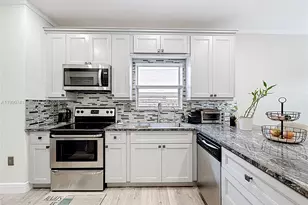 14097 SW 51st Ln, Miramar, FL 33027 - Photo 12