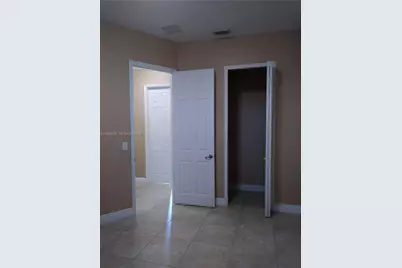 [Address not provided], Miami Lakes, FL 33018 - Photo 28