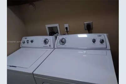 [Address not provided], Miami Lakes, FL 33018 - Photo 16