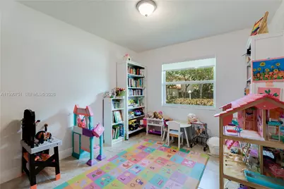 9014 SW 163rd Ter, Palmetto Bay, FL 33157 - Photo 16