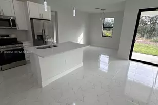 4624 Connie Ave N, Lehigh Acres, FL 33971 - Photo 6