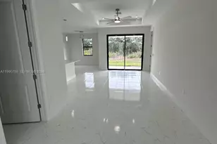 4624 Connie Ave N, Lehigh Acres, FL 33971 - Photo 4