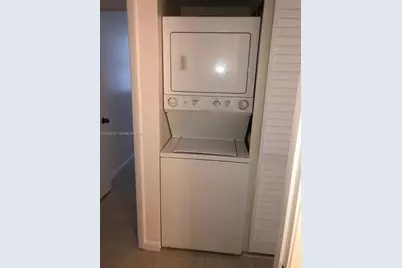 215 Lake Pointe Dr #103, Oakland Park, FL 33309 - Photo 10