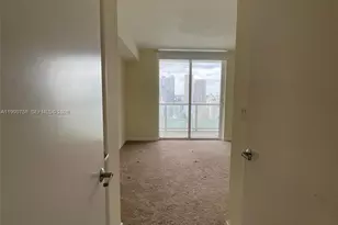 50 Biscayne Blvd, Miami, FL 33132 - Photo 8