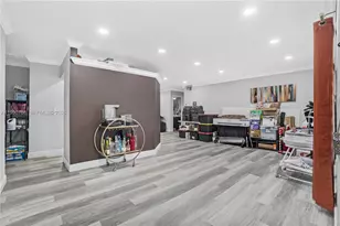 21100 N Miami Ave, Miami Gardens, FL 33169 - Photo 14