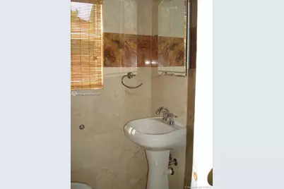 329 W 28th St, Miami Beach, FL 33140 - Photo 38