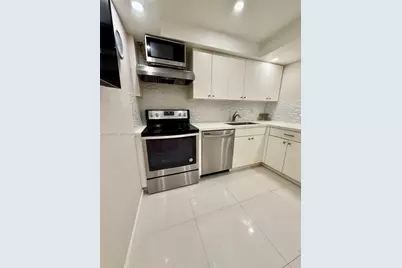 200 Leslie Dr #425, Hallandale Beach, FL 33009 - Photo 8