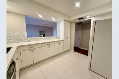 200 Leslie Dr #425, Hallandale Beach, FL 33009 - Photo 10