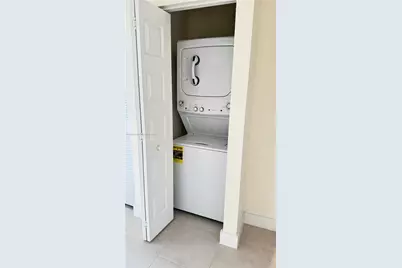 8005 NW 104th Ave #21, Doral, FL 33178 - Photo 18