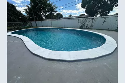 3960 NW 174th St, Miami Gardens, FL 33055 - Photo 22
