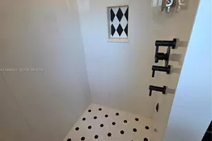 9911 Martinique Dr, Cutler Bay, FL 33189 - Photo 16