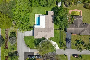 8365 SW 131st St, Pinecrest, FL 33156 - Photo 10