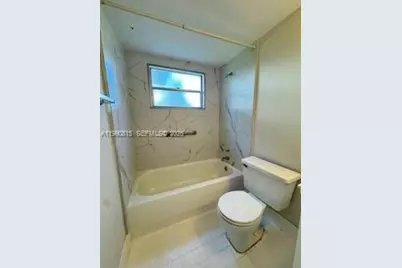 200 SW 132nd Way #104L, Pembroke Pines, FL 33027 - Photo 10