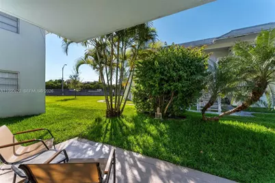 7670 SW 82nd St #H117, Miami, FL 33143 - Photo 1