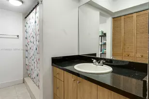 7670 SW 82nd St, Miami, FL 33143 - Photo 14