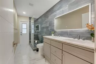 10425 NW 48th Manor, Coral Springs, FL 33076 - Photo 18