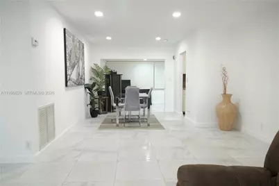 4391 NW 12th Ter, Deerfield Beach, FL 33064 - Photo 14