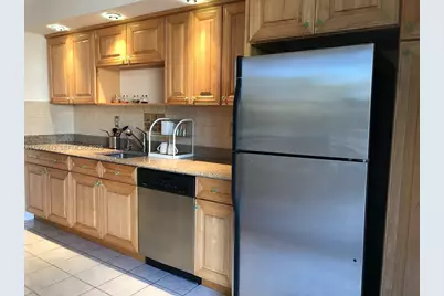 7601 Byron Ave #3A, Miami Beach, FL 33141 - Photo 8