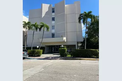 7601 Byron Ave #3A, Miami Beach, FL 33141 - Photo 4