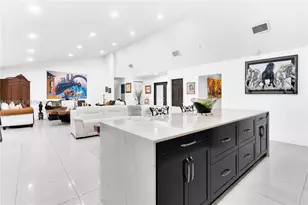 10224 SW 131st Ct, Miami, FL 33186 - Photo 10