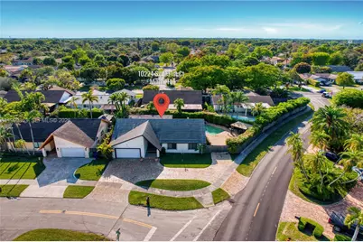 10224 SW 131st Ct, Miami, FL 33186 - Photo 2