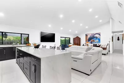 10224 SW 131st Ct, Miami, FL 33186 - Photo 8