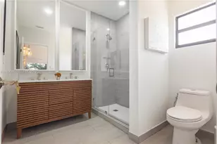 14000 NE 16th Ct, North Miami, FL 33181 - Photo 16