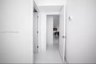 5600 Collins Ave, Miami Beach, FL 33140 - Photo 20