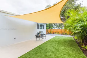 44 NW 40th St, Miami, FL 33127 - Photo 20