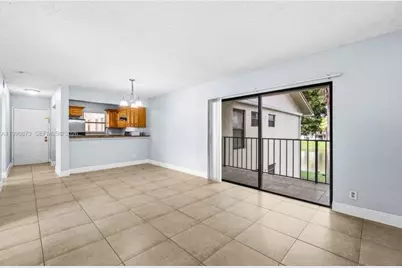 1495 Lake Crystal Dr #H, West Palm Beach, FL 33411 - Photo 6